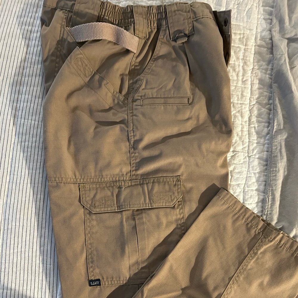 EUC - 5.11 Tactical - Uniform Pant - SZ 34x32